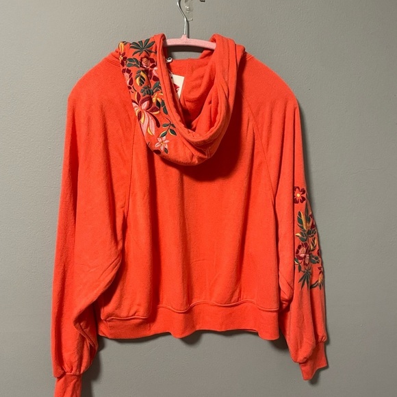 2x HP🎉 NWT Wildfox Oversized Cayenne Lotus-Embroidered Sumo Hoodie. Size X-Small - Picture 5 of 10